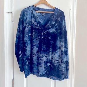 Plus size long sleeve Karen Kane blouse. Priced to move out of my closet